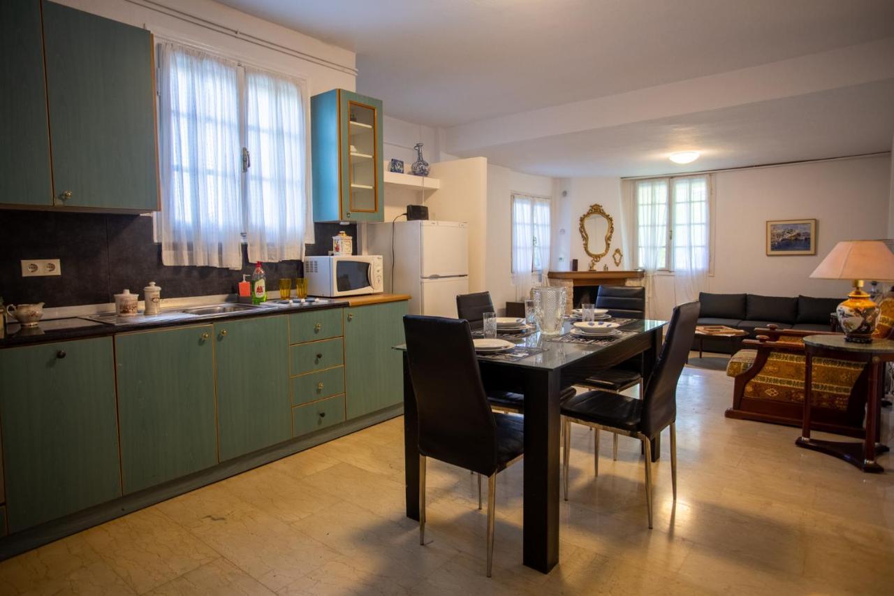 Traditional Villa Appartment With Garden, Also For Gatherings ,15 Minutes From Thessaloniki Airport Esterno foto